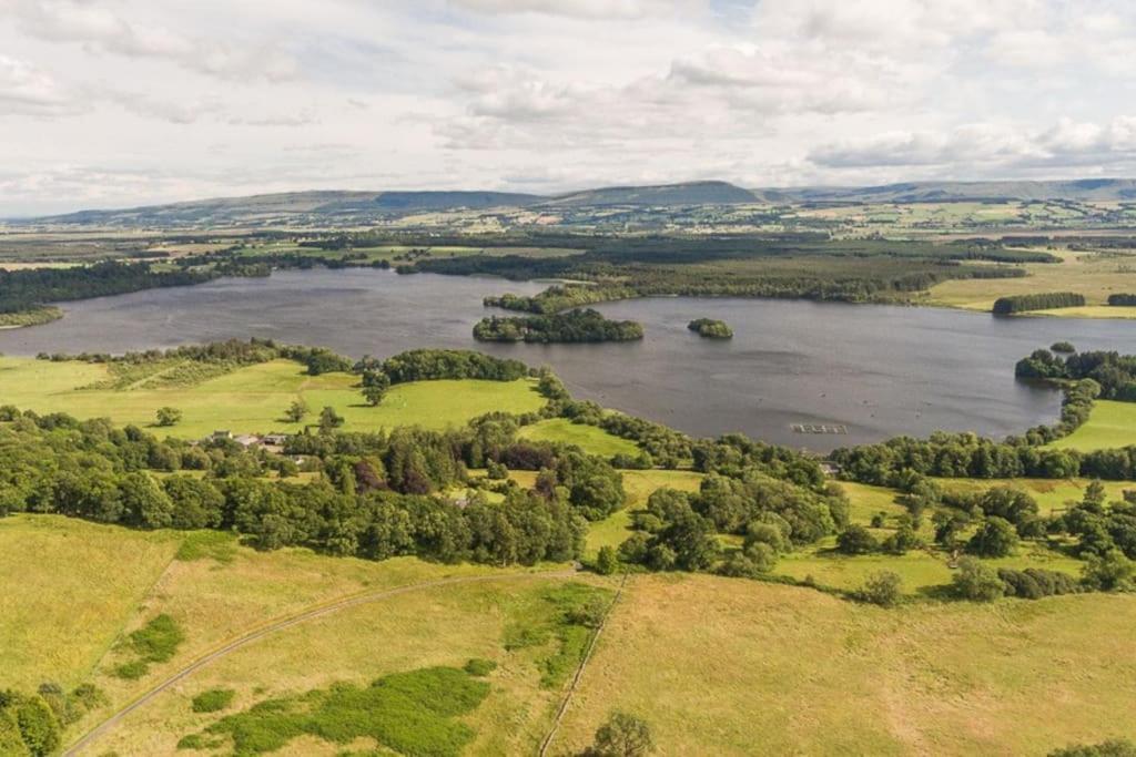 The Mews - A Cottage With A Spectacular Lake View Port Of Menteith Buitenkant foto