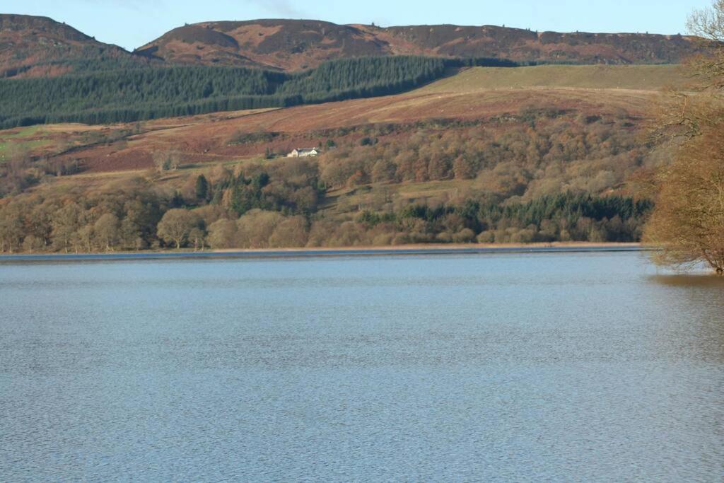 The Mews - A Cottage With A Spectacular Lake View Port Of Menteith Buitenkant foto