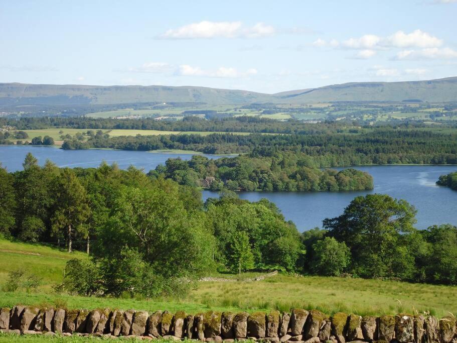 The Mews - A Cottage With A Spectacular Lake View Port Of Menteith Buitenkant foto